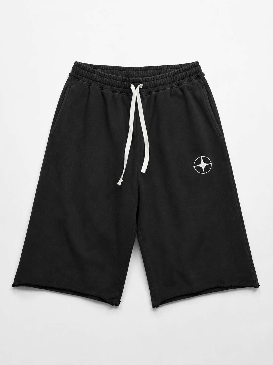 WASHED BLACK 3/4 SHORTS