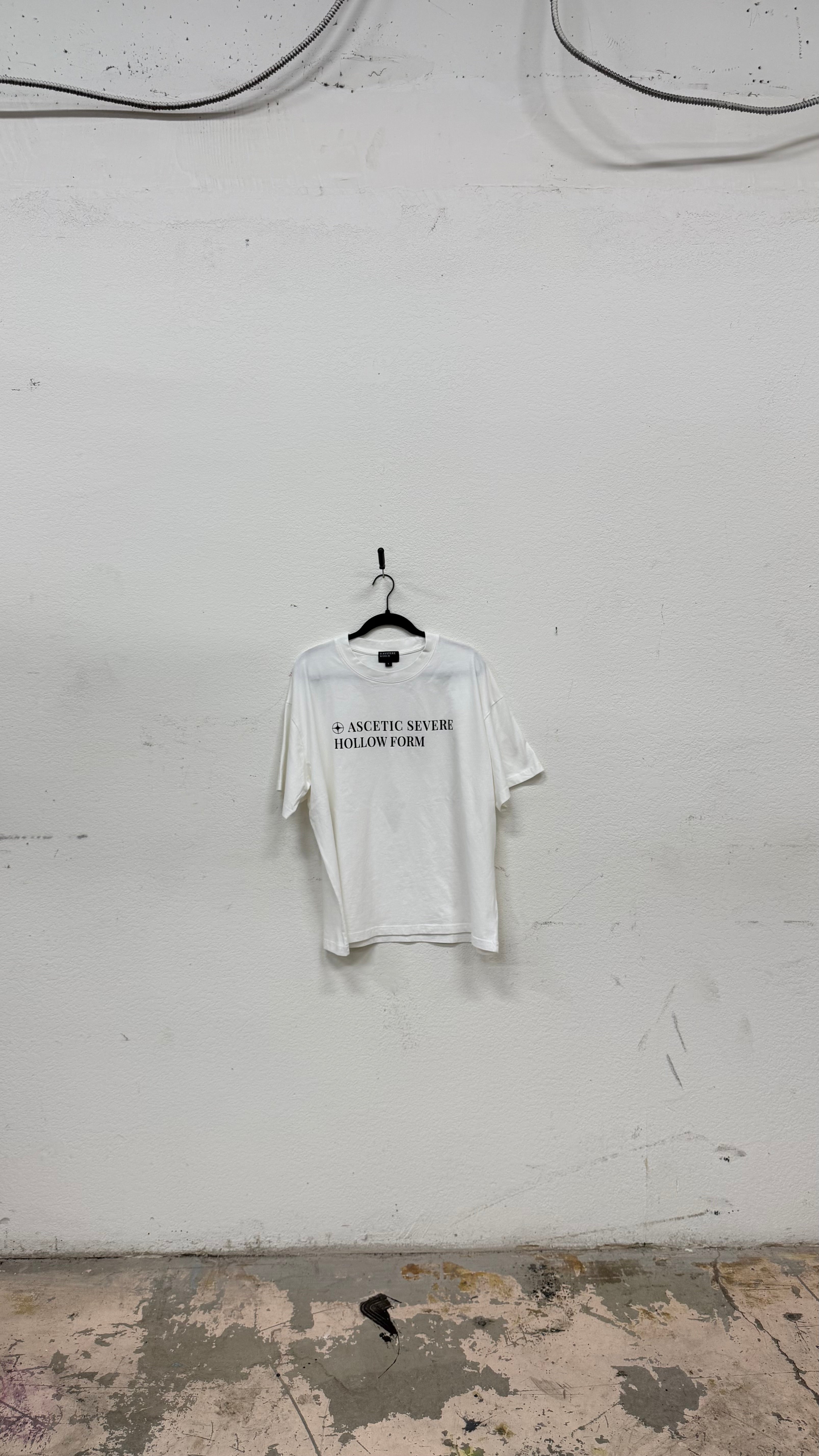 SCRIPT TEE WHITE